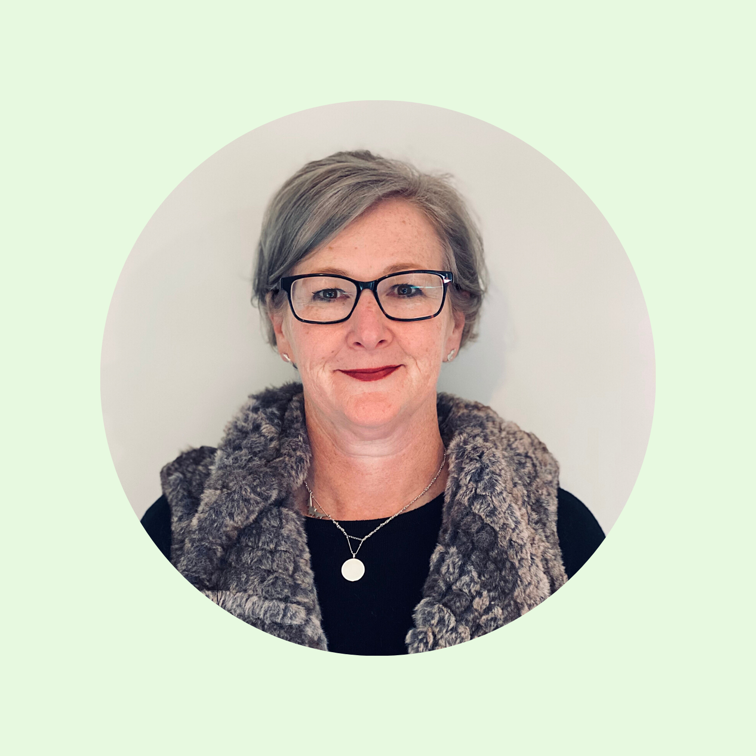 Neuro Touch Practitioner. Natural Health Practitioner Waikato. Natural Health Practitioner Te Awamutu. Reiki Healer Te Awamutu. Reiki Practitioner Waikato. Chronic pain. Hormonal imbalance symptoms. Child's Health Practitioner