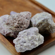 Load image into Gallery viewer, Lepidolite
