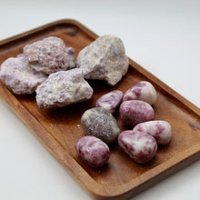 Load image into Gallery viewer, Lepidolite
